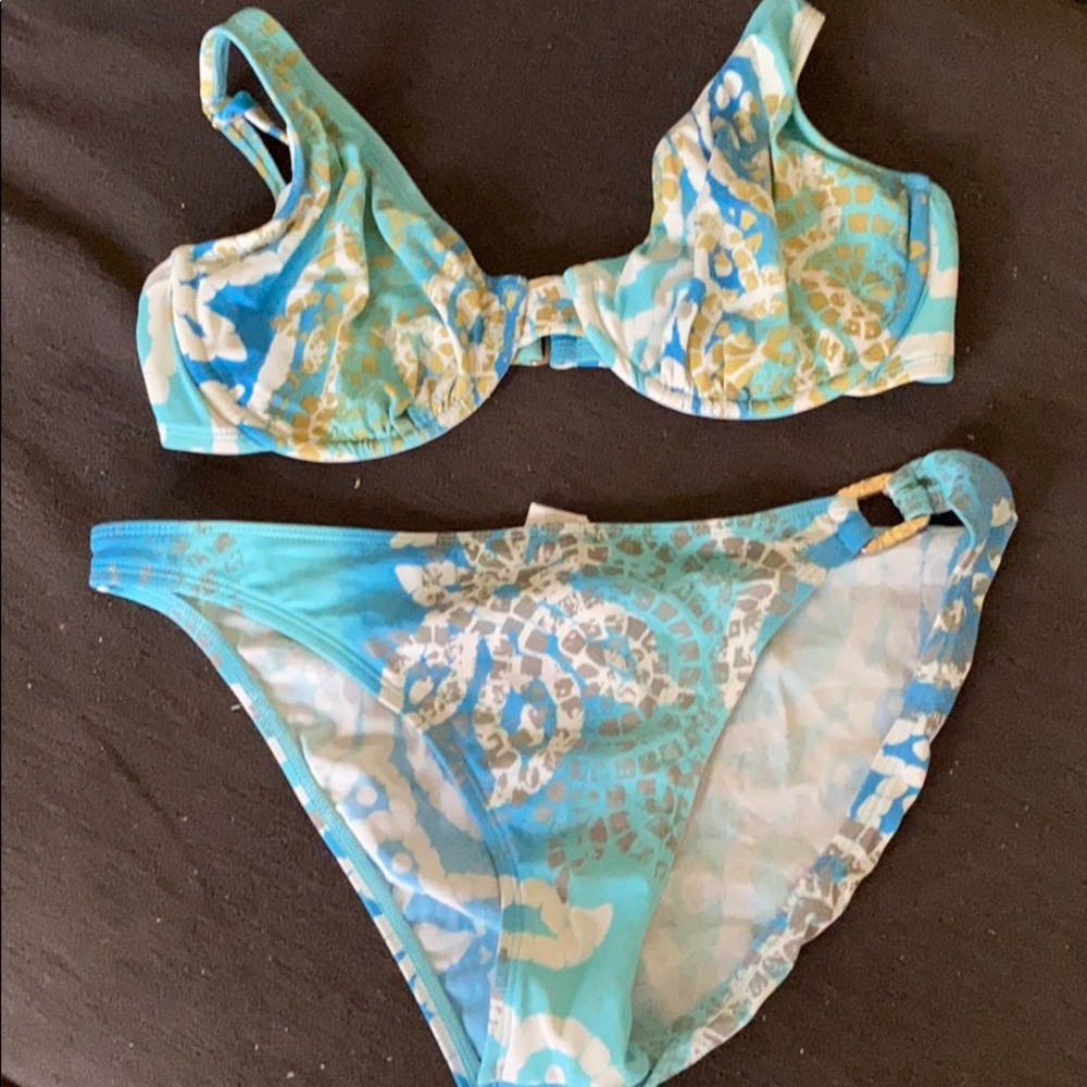 Wamsutta bikini worn maybe 2x used good condition